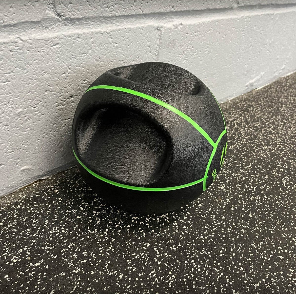 Handle Medicine Balls